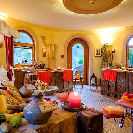 Wellnesshotel Tanne 4*